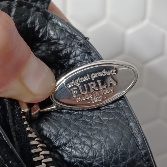 AUTH! Furla large shoulder / crossbody bag - Picture 9 of 15